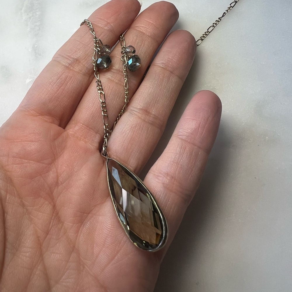 Banana Republic Teardrop Faceted Pendant Necklace Blue Crystal Beaded Chain - Picture 4 of 6